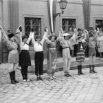 049-1957c_resize